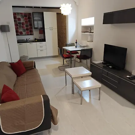 - Living The Like A Local Appartement